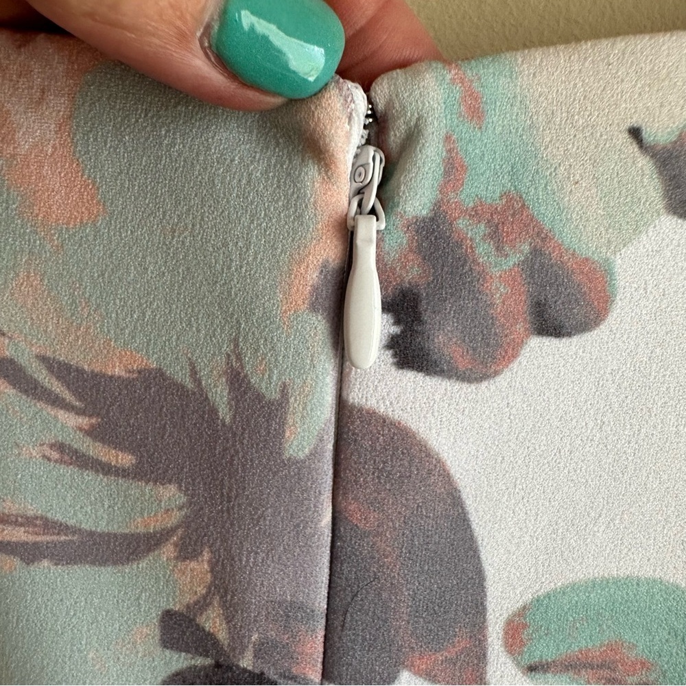 NWT Calvin Klein Women's Floral Dress Plus 22W V Neck Lined Zipper Stretch - Picture 7 of 13